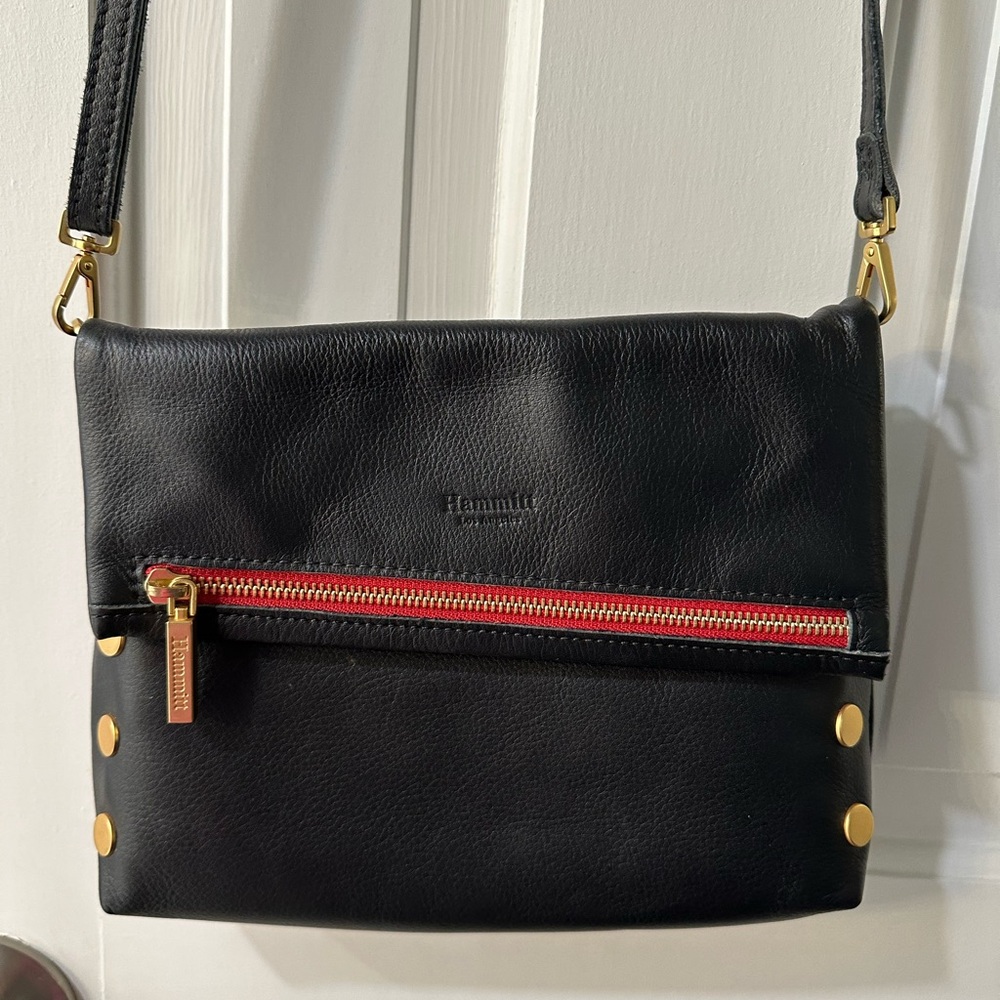 Hammit VIP Medium purse, black/brush gold red zip,